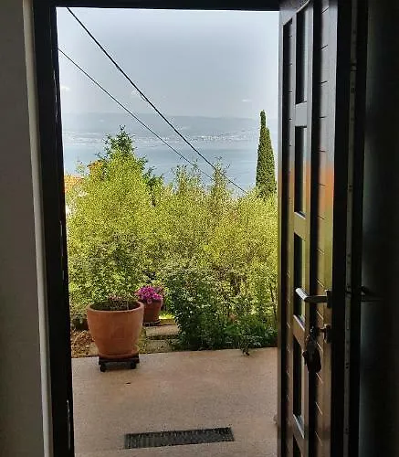 Ana * Mošćenička Draga